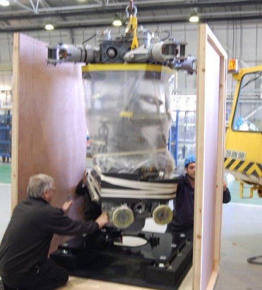 Helicopter Main Rota Head in place